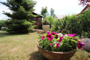 Apartment 4, Rewal